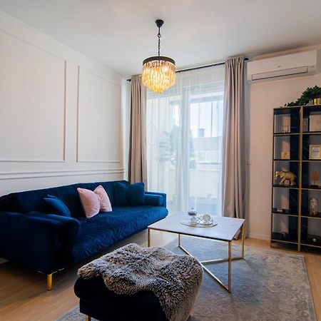 Flexible Selfcheckins 66 - Zagreb - Loggia - 80M2 - New - Luxury - Garage - 2 Bedrooms מראה חיצוני תמונה
