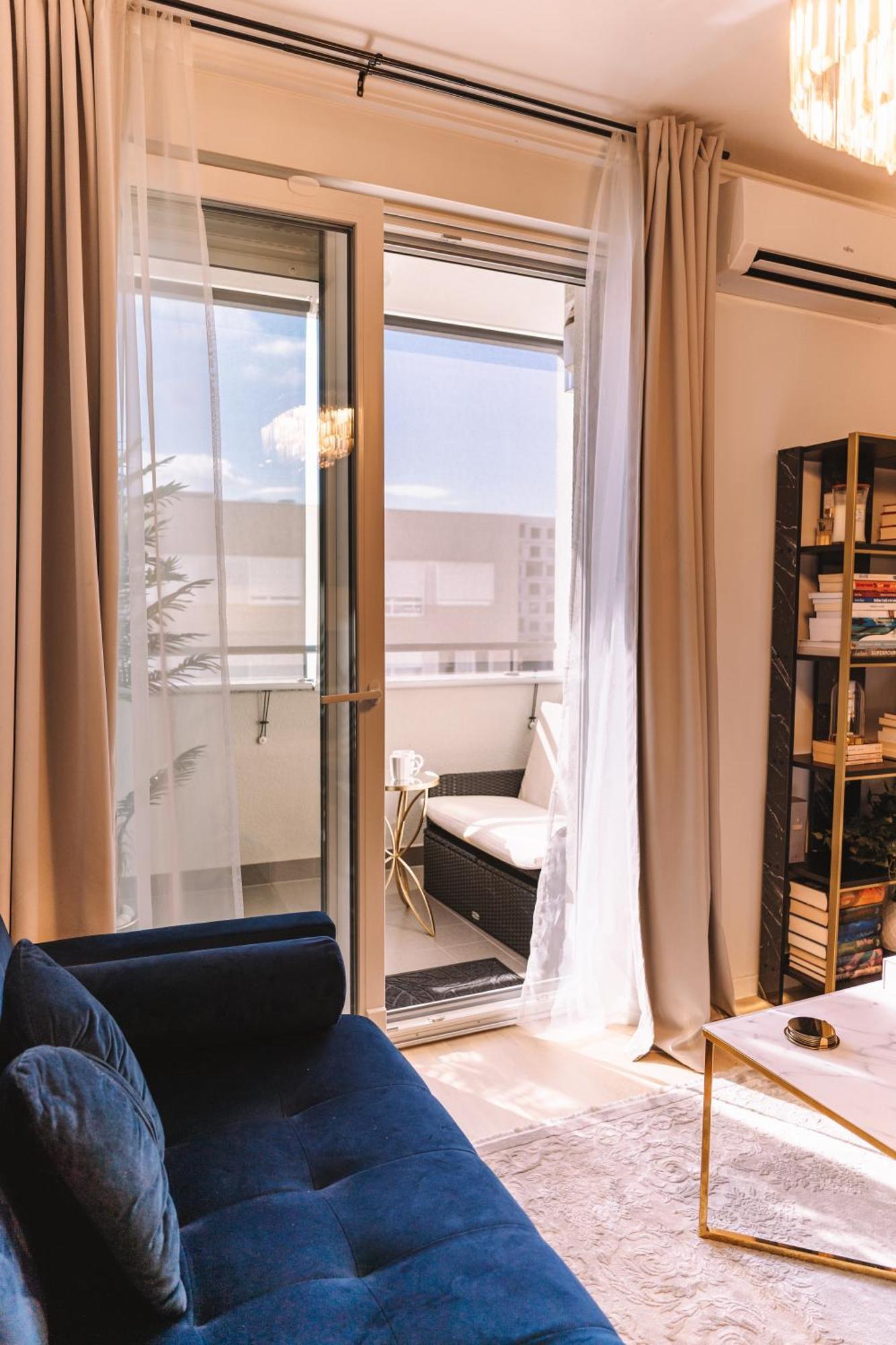 Flexible Selfcheckins 66 - Zagreb - Loggia - 80M2 - New - Luxury - Garage - 2 Bedrooms מראה חיצוני תמונה